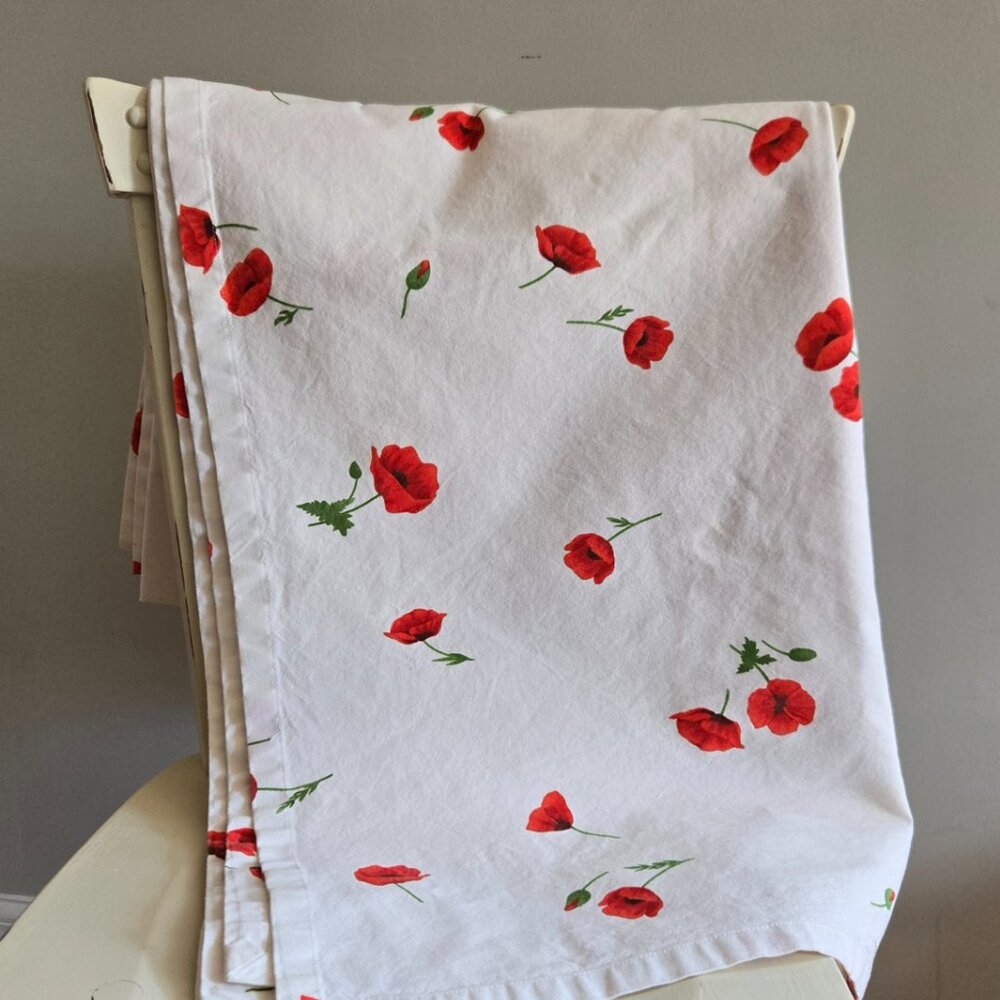 Le Telerie Toscana Red Poppy Flower Cotton Tablecloth - Picture 2 of 5